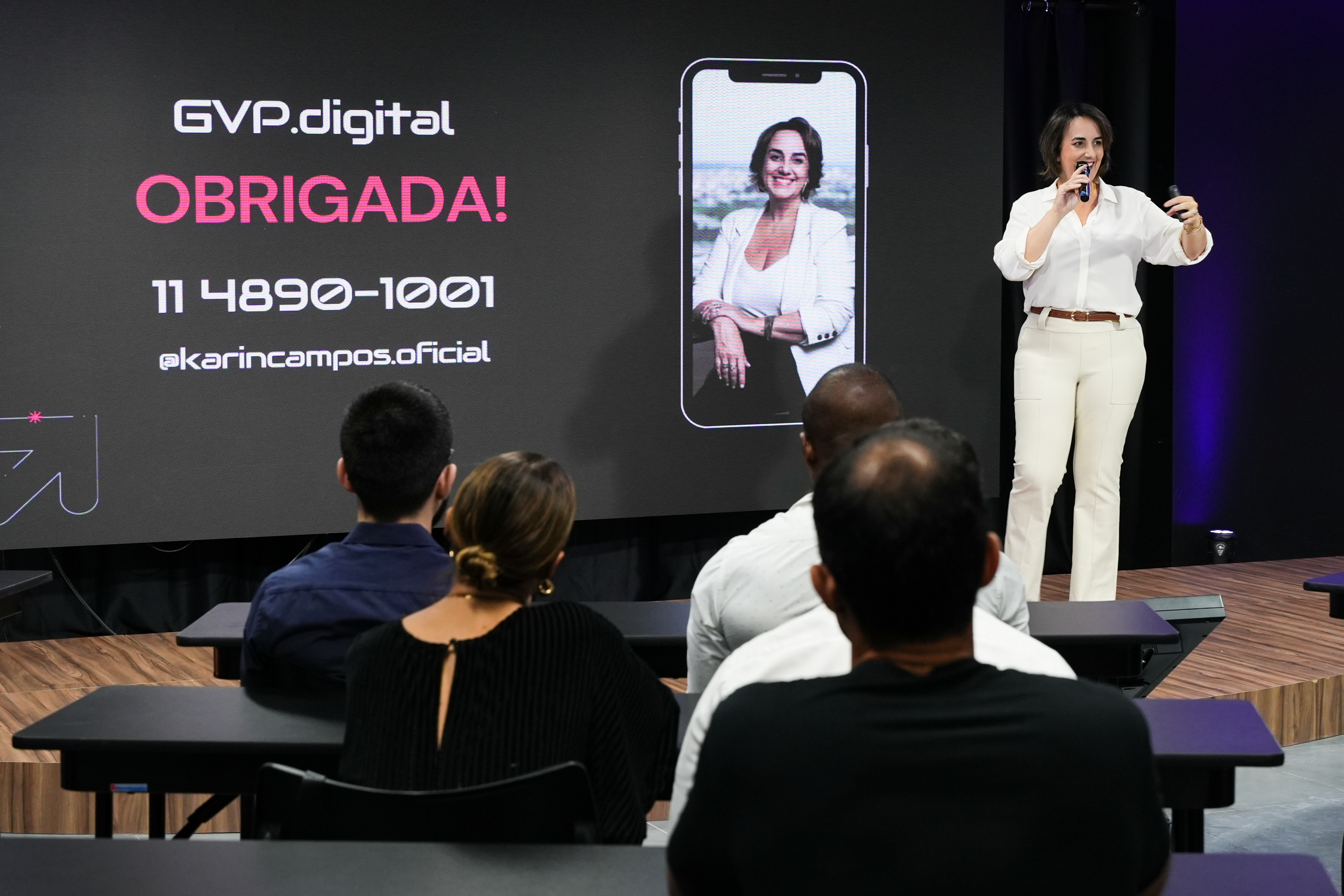 Palestra corporativa realizada no auditório da Produtora76